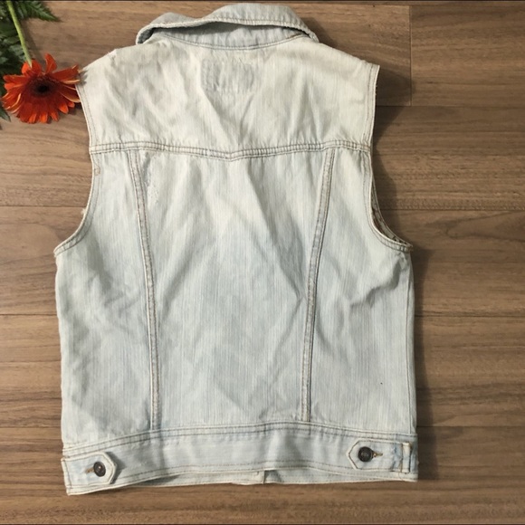 Forever 21 denim vest size S - Picture 2 of 4
